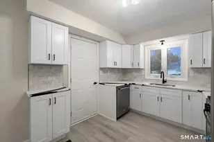 9 Chasse Dr, East Windsor, CT 06088 - Photo 3