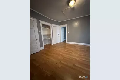 27 Bond Street, Hartford, CT 06114 - Photo 7