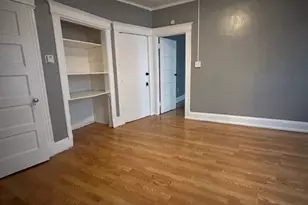 27 Bond St, Hartford, CT 06114 - Photo 7