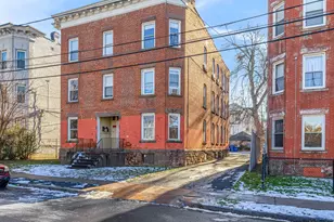 27 Bond St, Hartford, CT 06114 - Photo 1