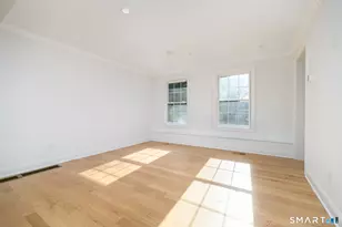 159 Grove St, Stamford, CT 06901 - Photo 7