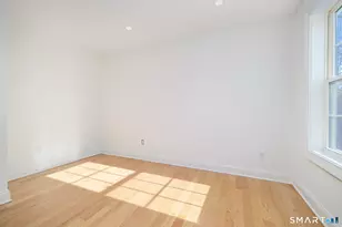 159 Grove St, Stamford, CT 06901 - Photo 9