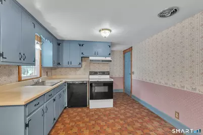 8 Howard Drive, Windham, CT 06226 - Photo 13