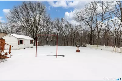 8 Howard Drive, Windham, CT 06226 - Photo 5