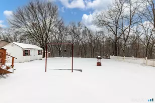 8 Howard Dr, Windham, CT 06226 - Photo 5