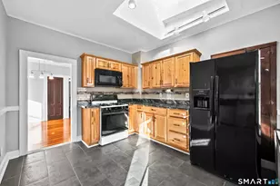 59 Grand St, Middletown, CT 06457 - Photo 3