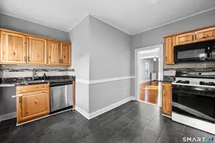 59 Grand St, Middletown, CT 06457 - Photo 5