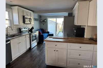 70 Woodland Street, Newington, CT 06111 - Photo 11