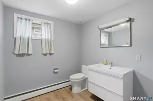 30 Ravenwood Rd, West Hartford, CT 06107 - Photo 31