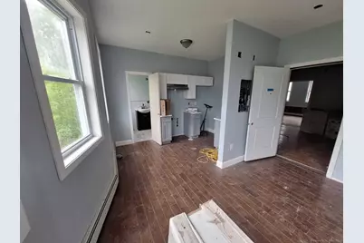 365 Willow Street, Waterbury, CT 06710 - Photo 5