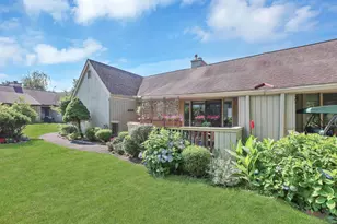 617 Cherokee Ln, Stratford, CT 06614 - Photo 3