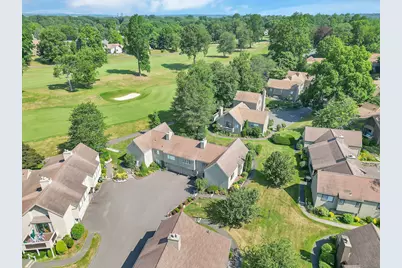 617 Cherokee Lane #B, Stratford, CT 06614 - Photo 35