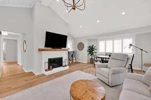 617 Cherokee Ln, Stratford, CT 06614 - Photo 17