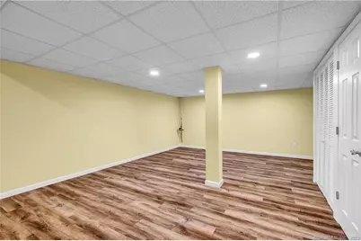 220 Alder Street #APT 1, Waterbury, CT 06708 - Photo 9