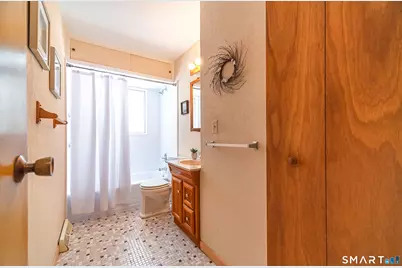 72 Glendale Avenue, Middletown, CT 06457 - Photo 13