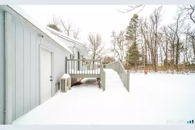 72 Glendale Avenue, Middletown, CT 06457 - Photo 25