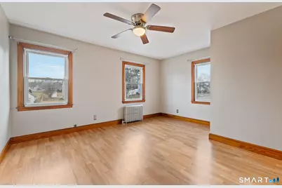 20 John Street, Enfield, CT 06082 - Photo 11