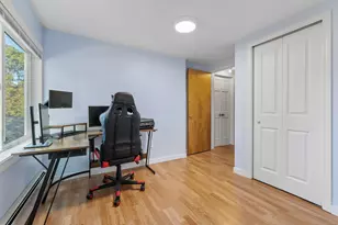 404 Elmwood Dr, Windsor Locks, CT 06096 - Photo 21