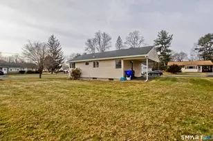 2 Pearl St Ext, Enfield, CT 06082 - Photo 37