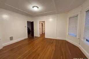 66 Wade St, Bridgeport, CT 06604 - Photo 11