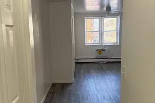 140 Grove St, Stamford, CT 06901 - Photo 3