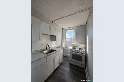 48 Mitchell Avenue, Waterbury, CT 06710 - Photo 3