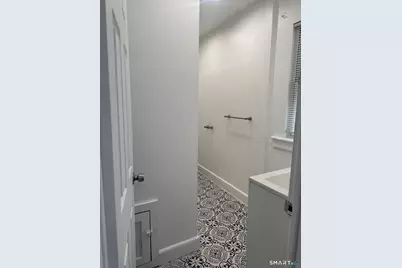 258 Sheridan Street, Bridgeport, CT 06610 - Photo 9