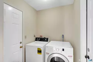 79 Brechlin Dr, Middletown, CT 06457 - Photo 17