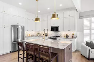 8 Holly Ridge Way, Danbury, CT 06810 - Photo 3