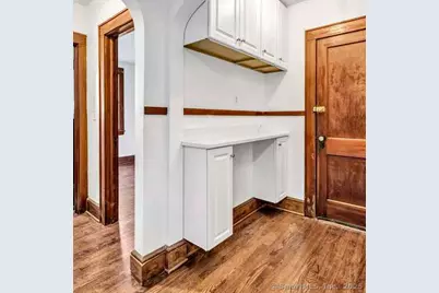 48 Scofield Avenue, Bridgeport, CT 06605 - Photo 7