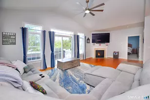 19 Steeple Chase Rd, East Windsor, CT 06088 - Photo 15