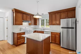 1 Spencer Plains Rd, Westbrook, CT 06498 - Photo 7