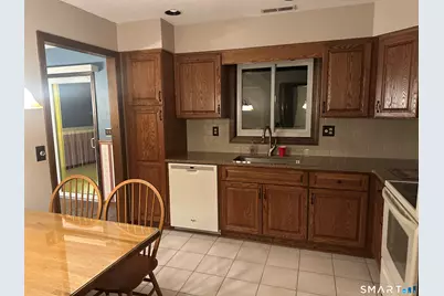 35 Worcester Avenue, Waterbury, CT 06705 - Photo 7