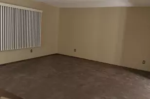 35 Worcester Ave, Waterbury, CT 06705 - Photo 11