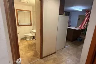 2 Sharren Ln, Enfield, CT 06082 - Photo 9