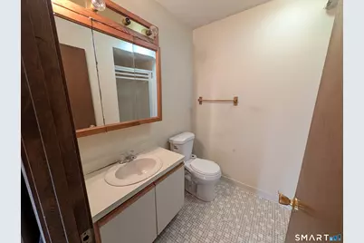 17 Little Oak Lane #17, Rocky Hill, CT 06067 - Photo 11