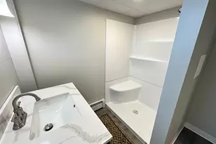 40 Oak St, Windsor Locks, CT 06096 - Photo 9