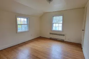 41 Clarendon Ave, West Hartford, CT 06110 - Photo 9
