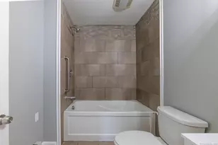 610 Tunxis Hill Rd, Fairfield, CT 06825 - Photo 13