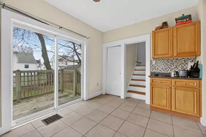 215 Overland Avenue, Bridgeport, CT 06606 - Photo 11