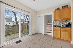 215 Overland Ave, Bridgeport, CT 06606 - Photo 11