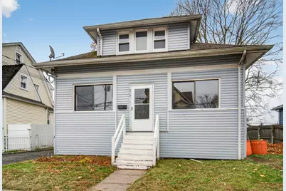 215 Overland Avenue, Bridgeport, CT 06606 - Photo 3