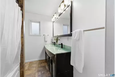 16 Parker Street, Enfield, CT 06082 - Photo 19