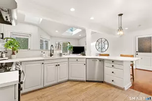 12 Field Crest Rd, New Canaan, CT 06840 - Photo 11