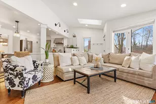 12 Field Crest Rd, New Canaan, CT 06840 - Photo 5