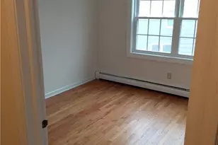 18 Alyssa Ln, Fairfield, CT 06825 - Photo 9