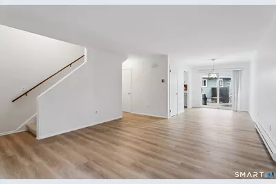 16 Donna Drive #APT 20, Norwalk, CT 06854 - Photo 3