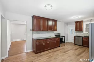 26 Hickory Dr, Windsor, CT 06095 - Photo 13