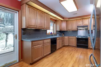 128 Ledge Road, Plainville, CT 06062 - Photo 5