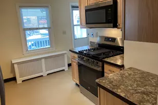 570 Chase Ave, Waterbury, CT 06704 - Photo 17